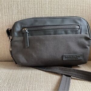 Travelon Women's Anti-Theft Metro Convertible